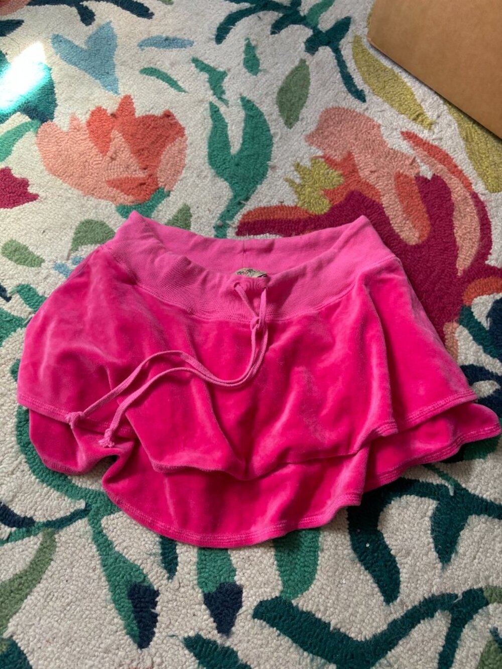 Juicy Couture Bright Pink Velour Ruffle Mini Skirt Size M